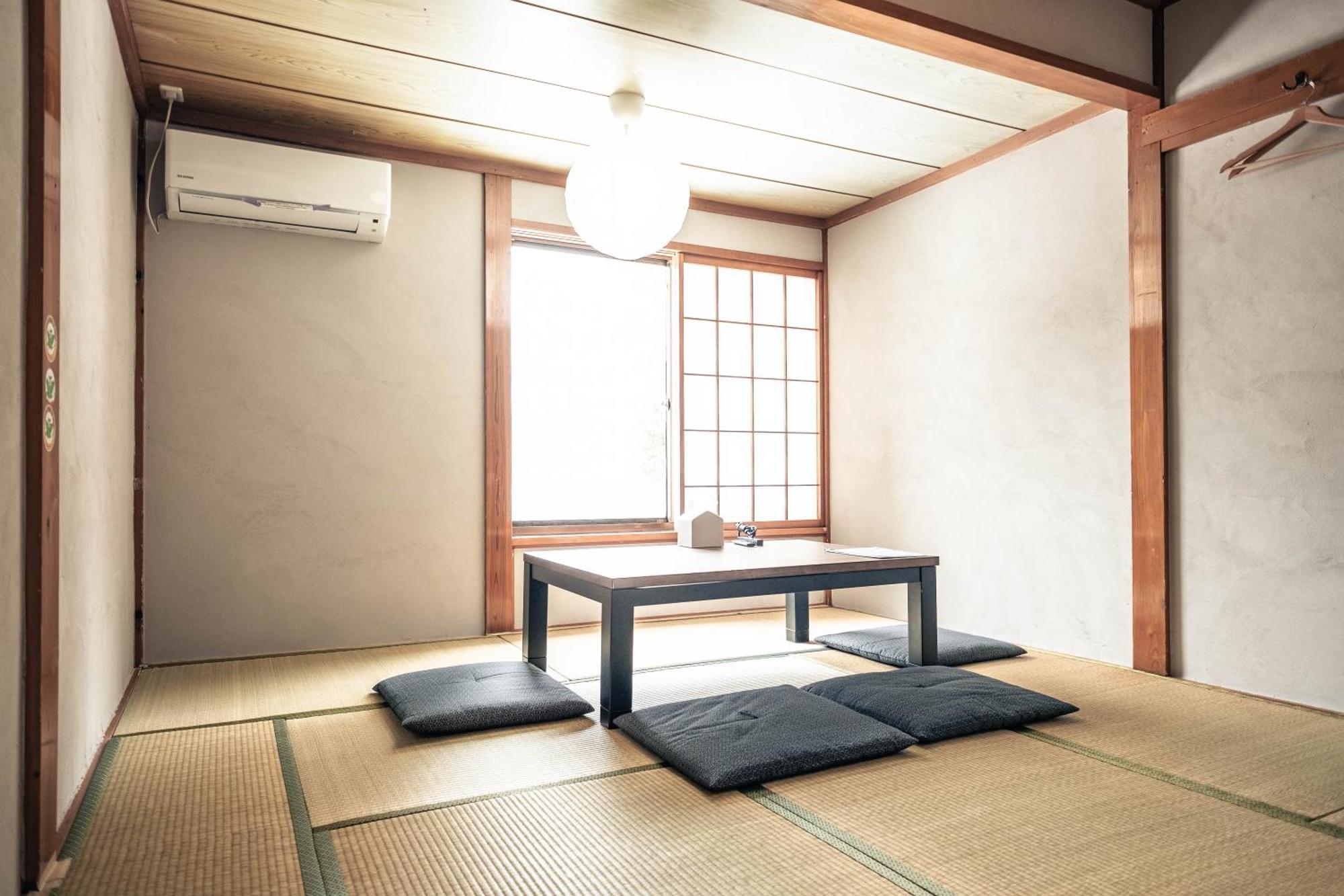 Little Japan Echigo Hotell Yuzawa  Eksteriør bilde